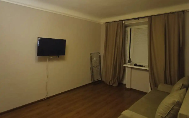 Uyutnaya Na 4 Gostya Ul Pervomayskaya 69 Flat