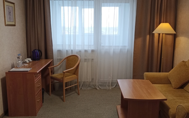 Отель Поворот