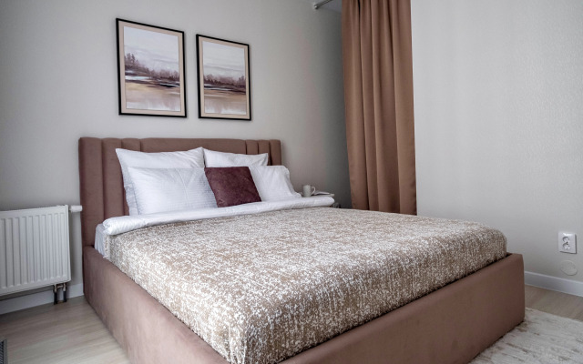 Квартира с Французскими Балконами