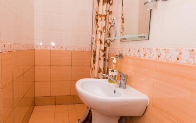 On Kramskoy Street Guest House