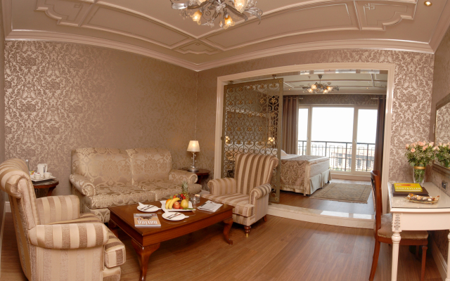 The Central Palace Taksim Hotel