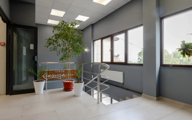 Отель Сканди