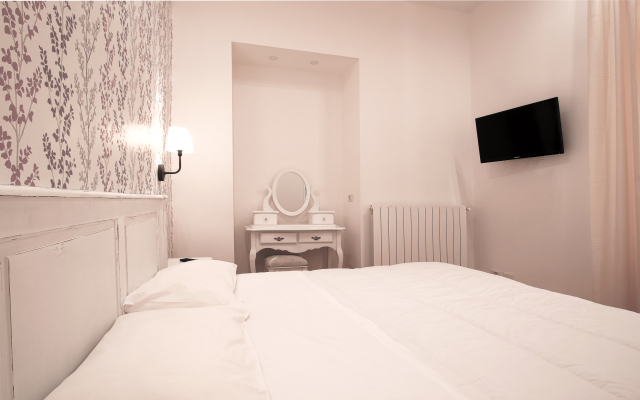 Domus Iuliae Guest House