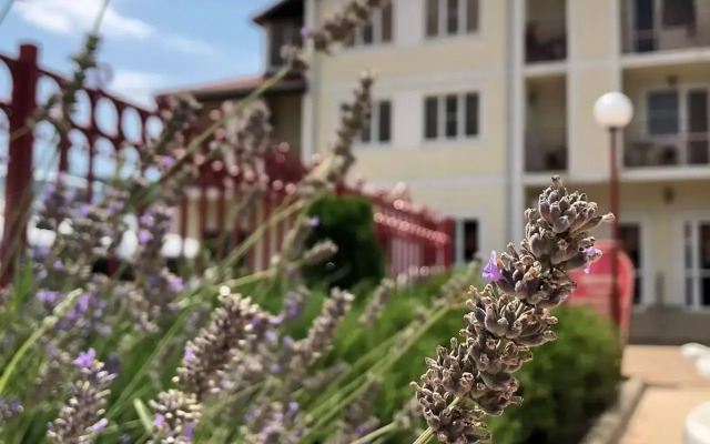 Kapri Hotel