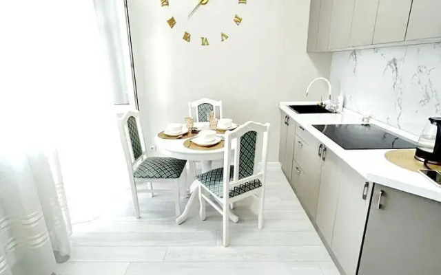 2 Na Prospekte Kabanbay Batyra 49a Apartments