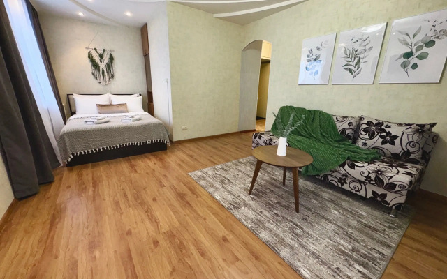 Lyuks Na 8 Etazhe Apartments