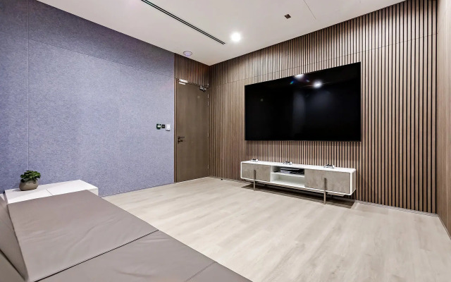 Zakhvatyvayuschie 1Br Apartamenty Liv Marina in Jbr, Apartments