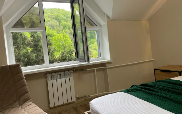 V Botanicheskom Sadu 7 Minut Do Morya Apartments