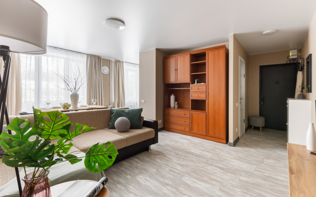 Trekhkomnatnaya ryadom NMITS imeni Ryzhikh Flat