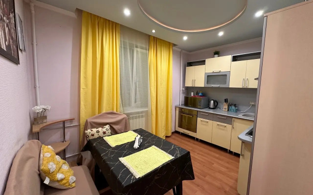 Cozy Two-room apartment on Stakhanova 40