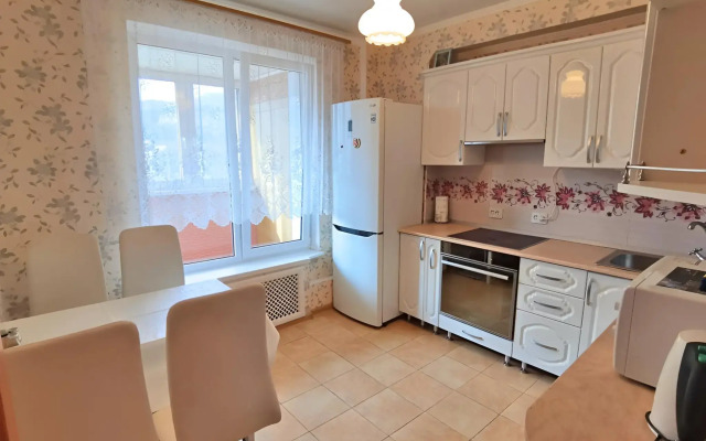 Апартаменты на проспекте Победы 132