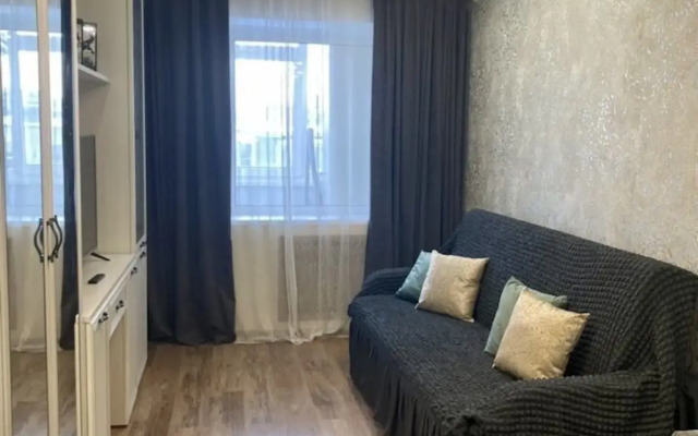 Na Prospekte 50 Let Oktyabrya 20 Flat