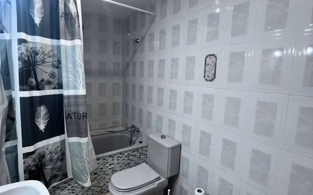 Uyutnaya Kvartira dlya Vsey Semyi Flat
