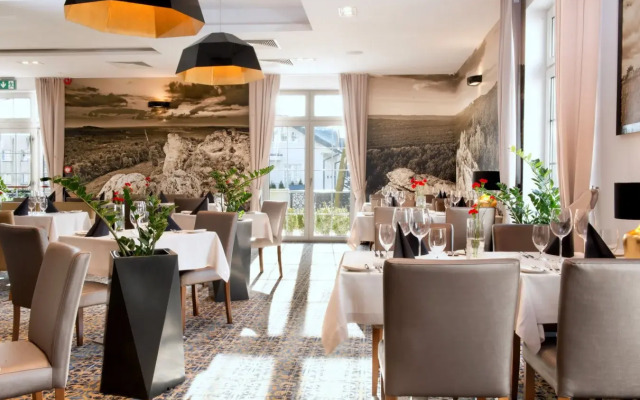 Отель Arche Częstochowa