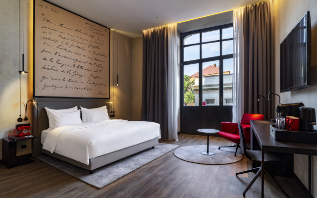 Radisson RED Tbilisi