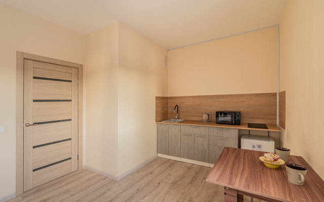 7/1 Latyshova 3 Apartments