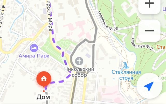 V tsentre s vidom na voskhod Flat