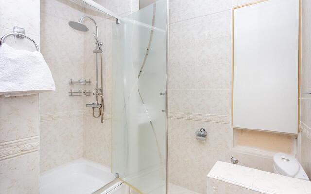 Lyuksovye Apartamenty Dve Spalni Dva Sanuzla Apartments