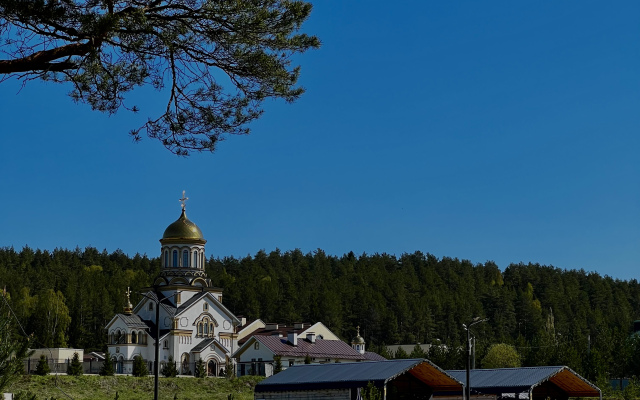 Глэмпинг Biathlon Village