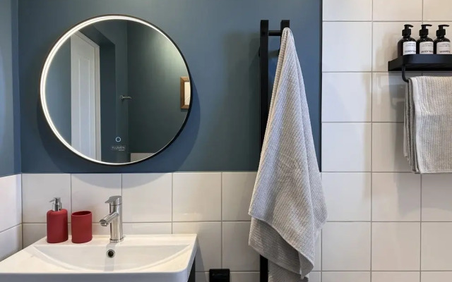 Ryadom C Naberezhnoy Reki Pregolya Flat