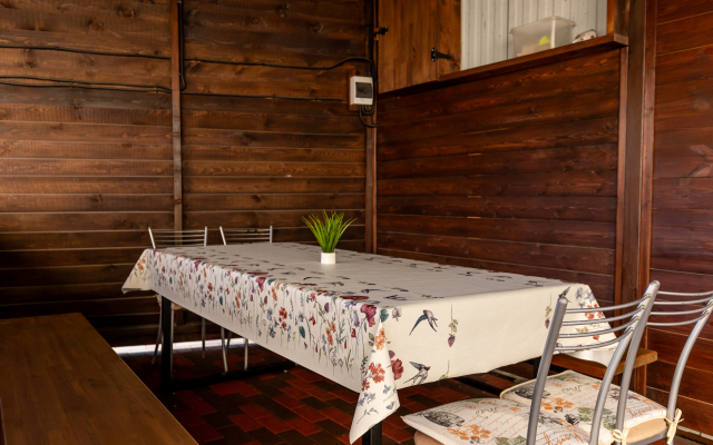 U Reki Volga V Gorode Samara Guest house