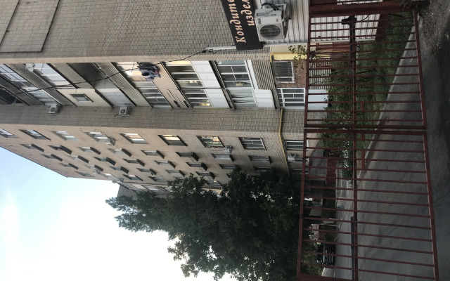 Na Moskovskoy 76/5 Flat
