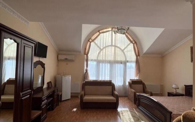 Dzhugelia Guest House