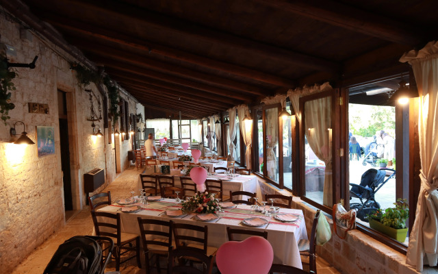 Agriturismo Masseria Alberotanza B&B and Restaurant BeBreakfast
