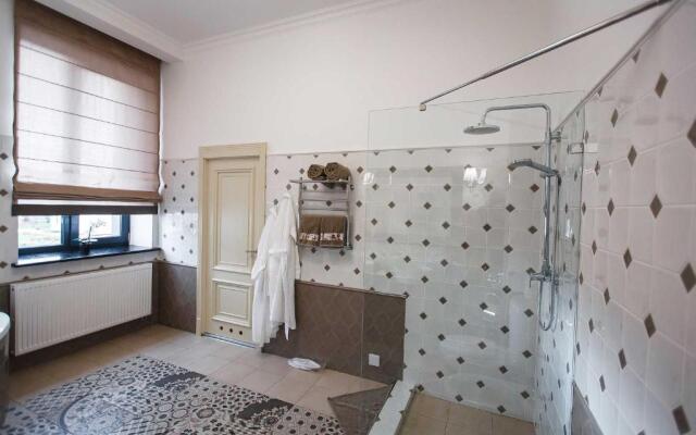Mariinskiy Hotel TGB
