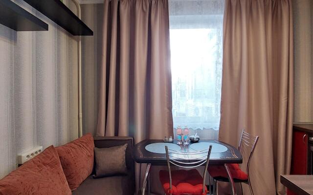 Ryadom s Nakhimovskim Prospektom Flat