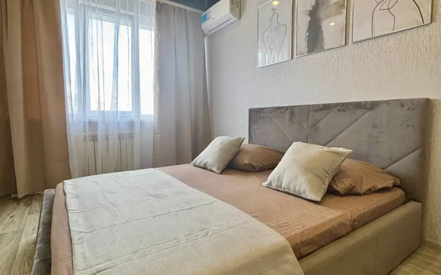 V Tsentralnom Rayone Goroda Kurska Flat