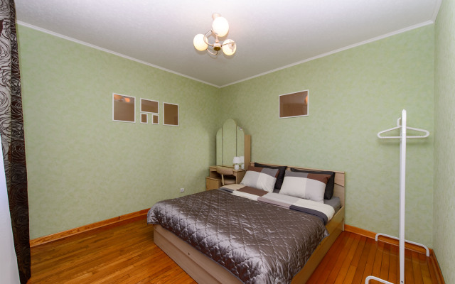 Dvukhkomnatnaya Sheynkmana 124 Flat