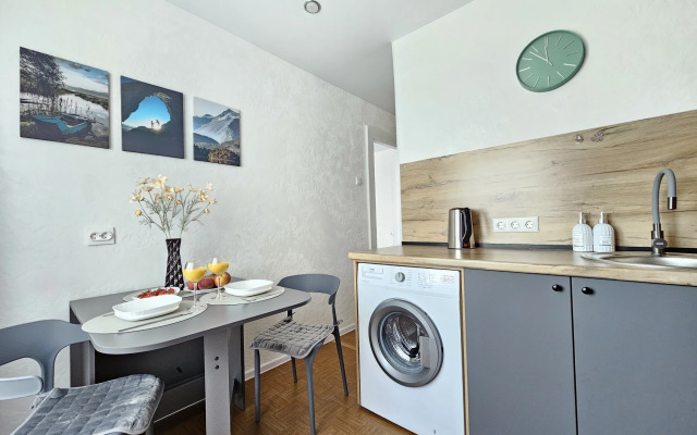 Na Naberezhnoy Flat