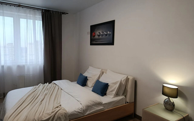 Квартира AlexHome РП Свердловский Строителей 9