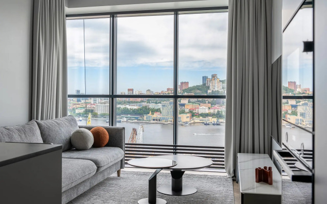ApartLux Apartments