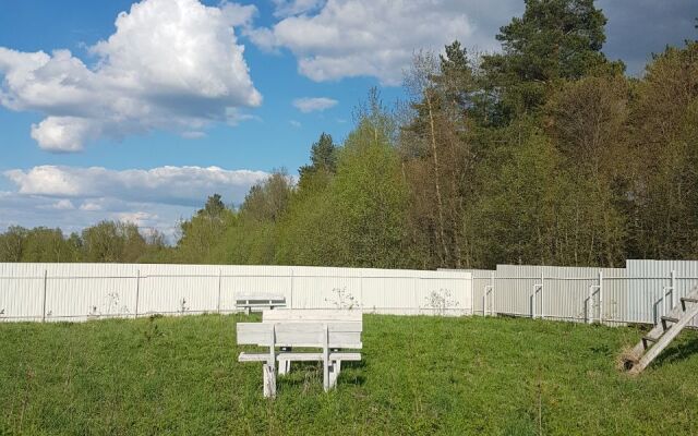 New Style Gagarinskie Dachi Guest House