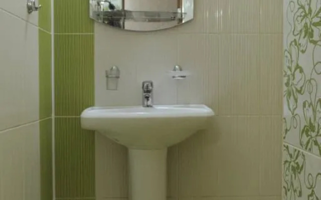 Nomer 2 Na Torfyanoy Ulitse 8/1 Apartments