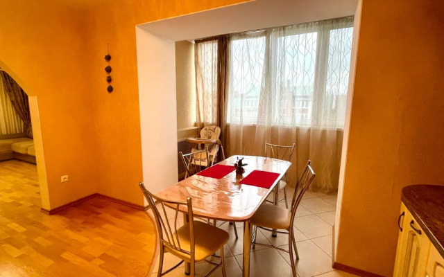 Квартира на улице Кавказской, 6/12