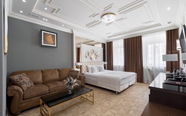 Premium Hotel