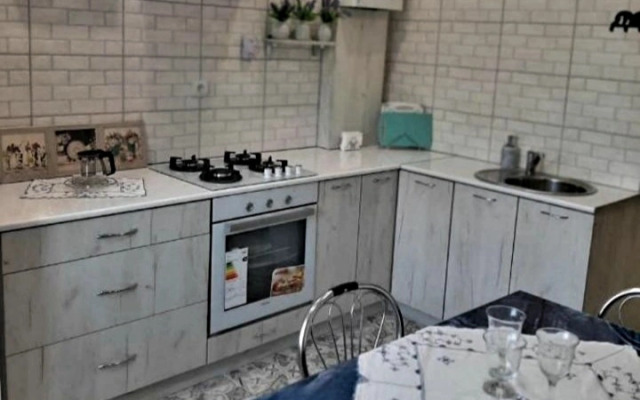 Primorskaya 33 Flat