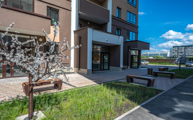 7/1 Latyshova 3 Apartments
