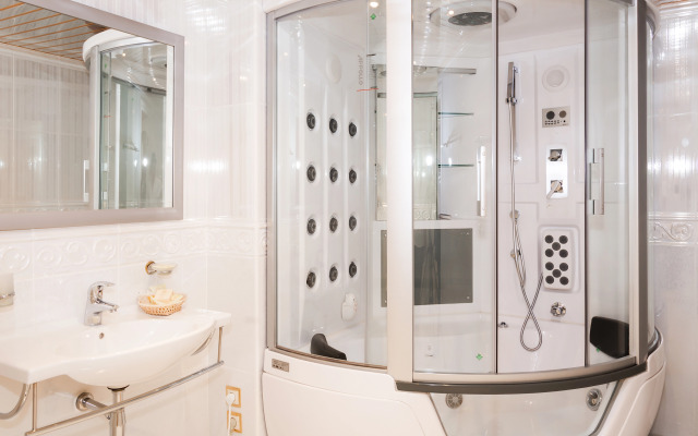 AZIMUT Hotel Tambov 4*