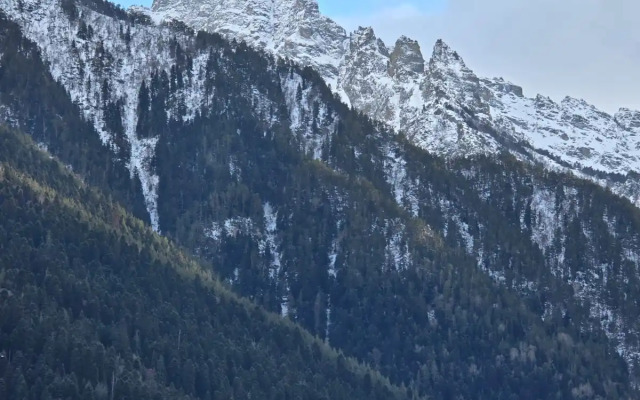 Квартира с видом на горы на улице Энгельса 15