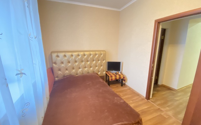 3 Komnatnaya Kvartira Naprotiv Akvaparka Flat