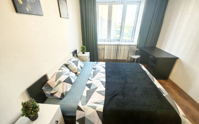 Апартаменты однушка Земля Трава