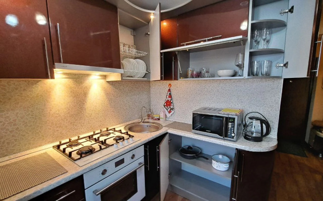 Uyutnaya odnushka v tsentre novogo goroda Flat