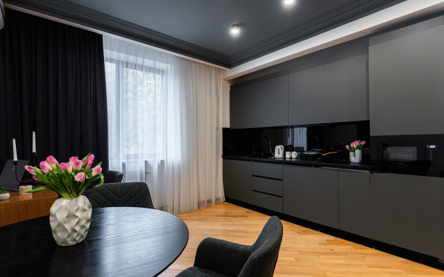 KeyGo #0122, 1 Bedroom, City Center Apartments