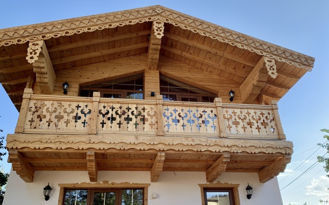 Chalet Bakuriani Shale