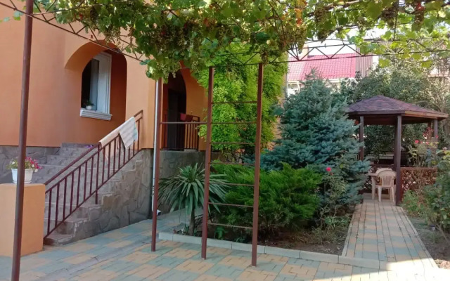 Angelina Guest house