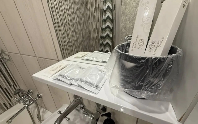 Na Kosmonavtov 9a Flat